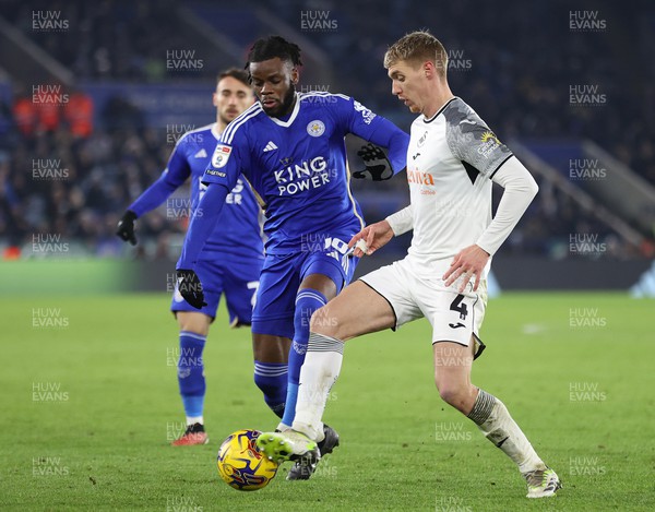 300124 - Leicester City v Swansea City - Sky Bet Championship - Jay Fulton  of Swansea and Stephy Mavididi of Leicester City
