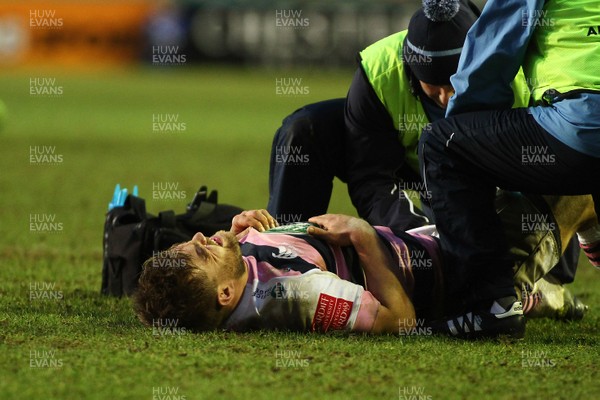 270118 - Leicester Tigers v Cardiff Blues - Anglo-Welsh Cup - Round 3 -  Jack Roberts of Cardiff Blues is injured