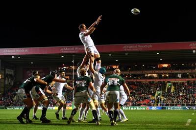 200123 - Leicester Tigers v Ospreys - Heineken Champions Cup - Alun Wyn Jones of Ospreys takes line out ball