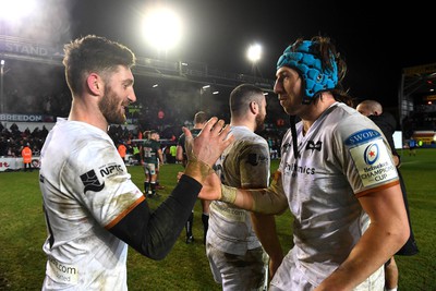 200123 - Leicester Tigers v Ospreys - Heineken Champions Cup - Owen Williams and Justin Tipuric of Ospreys celebrate