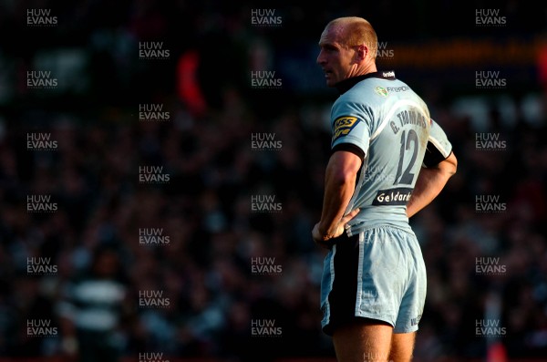 03.11.07 - Leicester Tigers v Cardiff Blues - EDF Energy Cup - Cardiff's Gareth Thomas 