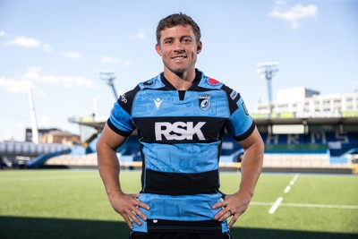 250925 - Picture shows Leigh Halfpenny, who has signed a short term deal with Cardiff Rugby as a a kicking coach, while continuing his rehabilitation with the intention of returning to play