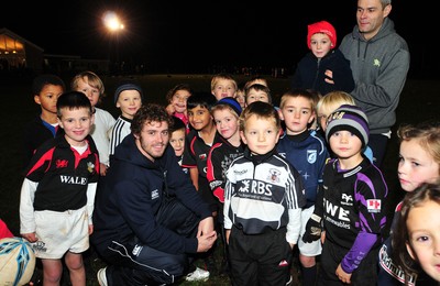 Leigh Halfpenny visits Pentyrch RFC 251111