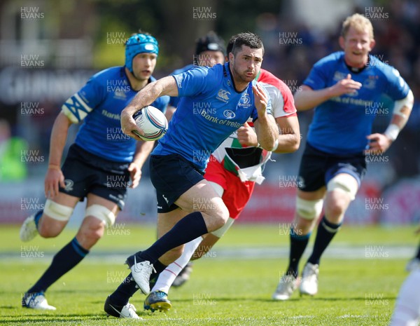 270413 - Leinster v Biarritz - Amlin Challenge Cup - Rob Kearney of Leinster makes a break 