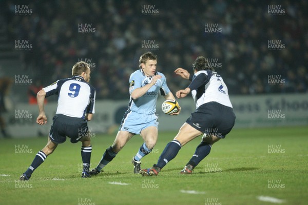 16.02.08 Leinster v Cardiff Blues. Cardiff's Ben Blair takes on Leinster's Ollie Le Roux. 