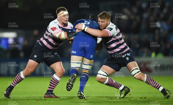 080917 - Leinster v Cardiff Blues - Guinness PRO14 -  Scott Fardy of Leinster is tackled by Matthew Rees, left, and Macauley Cook of Cardiff