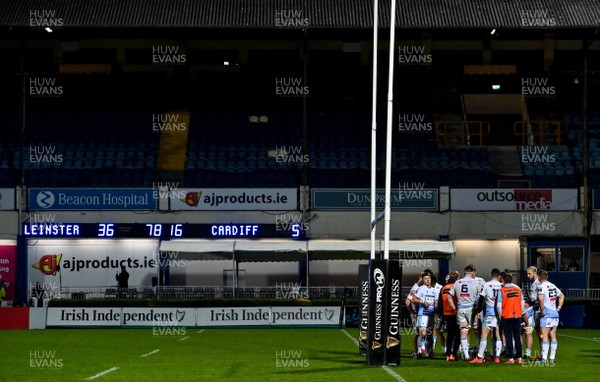 221120 - Leinster v Cardiff Blues - Guinness PRO14 - The Cardiff team after Leinster scored a try late in the match