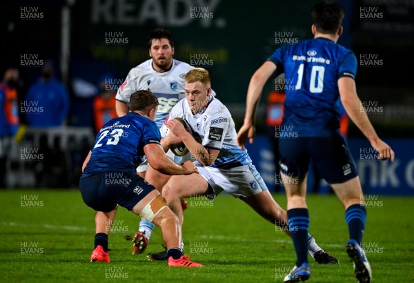 221120 - Leinster v Cardiff Blues - Guinness PRO14 - Iestyn Harris of Cardiff Blues in action against Scott Penny of Leinster