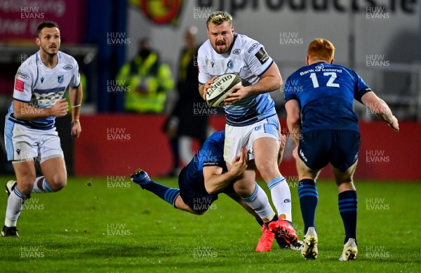 221120 - Leinster v Cardiff Blues - Guinness PRO14 - Owen Lane of Cardiff Blues is tackled by Harry Byrne of Leinster