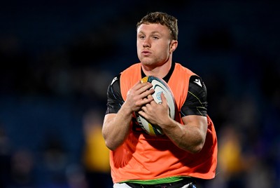 101026 - Leinster v Cardiff Rugby - United Rugby Championship - Tom Bowen of Cardiff warms up before the match