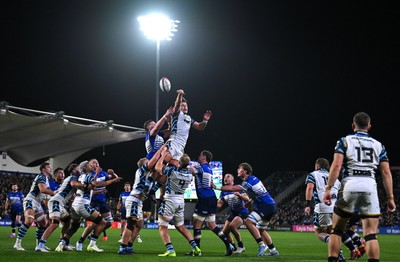 101026 - Leinster v Cardiff Rugby - United Rugby Championship - Teddy Williams of Cardiff wins possession in a lineout during 