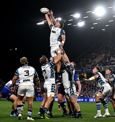 101026 - Leinster v Cardiff Rugby - United Rugby Championship - Teddy Williams of Cardiff in action against James Ryan of Leinster
