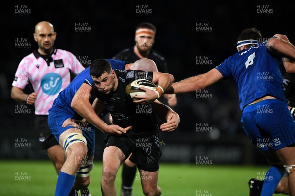 011119 - Leinster v Dragons - Guinness PRO14 -  Owen Jenkins of Dragons is tackled by Devin Toner and Coelan Doris of Leinster