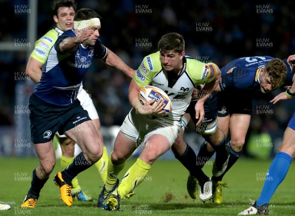 030513 - Leinster v Ospreys - RaboDirect Pro 12 - Ospreys' Sam Lewis makes a break 