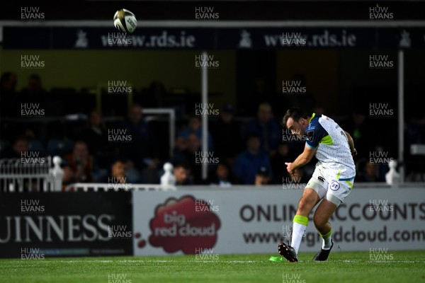 041019 - Leinster and Ospreys - Guinness PRO14 -  Cai Evans of Ospreys attempts a conversion