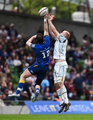 160526 - Leinster v Ospreys - United Rugby Championship - Huw Sutton of Ospreys in action against Robbie Henshaw of Leinster