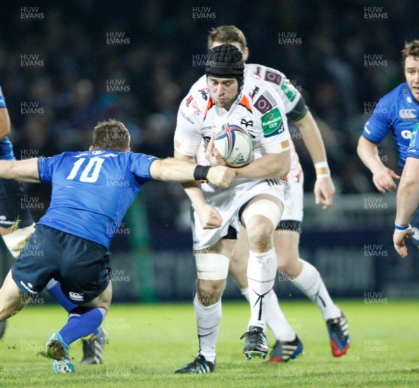 170114 - Leinster v Ospreys - Heineken European Cup - Ryan Jones of Ospreys tackled by  Jimmy Gopperth of Leinster