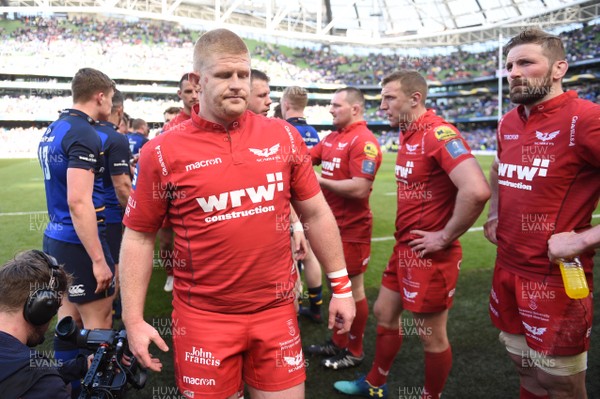 210418 - Leinster v Scarlets - European Rugby Champions Cup Semi Final - Dylan Evans of Scarlets looks dejected at the end of the game