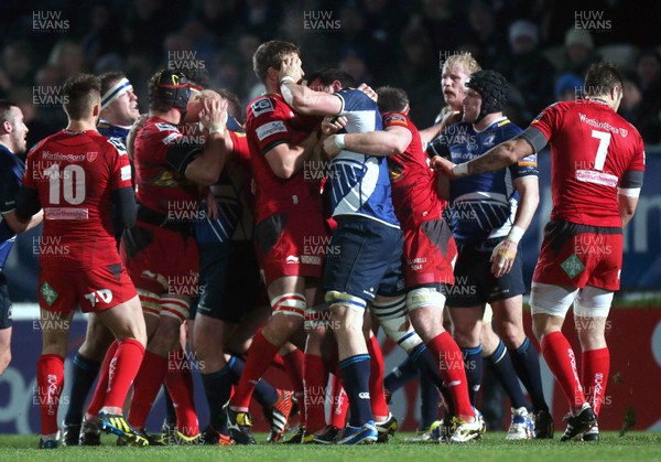 230213 Leinster v Scarlets - RaboDirect Pro 12 - Tempers flare between both teams 