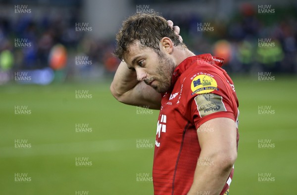 260518 - Leinster v Scarlets - Guinness PRO14 Final - Dejected Leigh Halfpenny of Scarlets