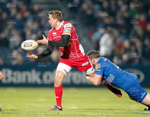 30/11/13 - Leinster v Scarlets - RaboDirect Pro 12Gareth Maule of Scarlets is tackled by Aaron Dundon of Leinster(c) Huw Evans Picture Agency