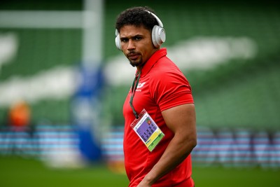 310525 - Leinster v Scarlets - United Rugby Championship Quarter-Final - Dan Davis of Scarlets 