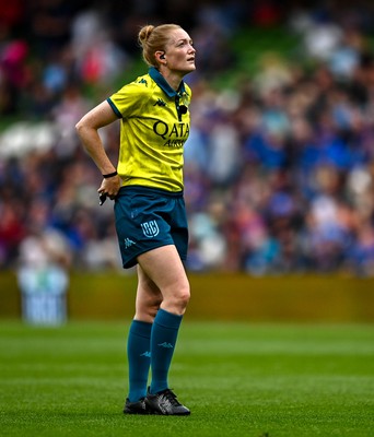 310525 - Leinster v Scarlets - United Rugby Championship Quarter-Final - Referee Hollie Davidson