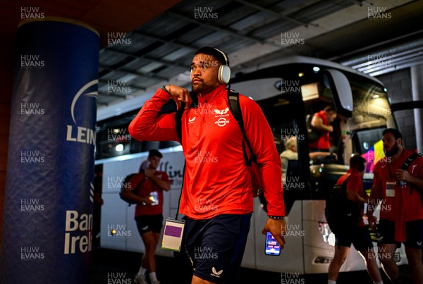 310525 - Leinster v Scarlets - United Rugby Championship Quarter-Final - Vaea Fifita of Scarlets 