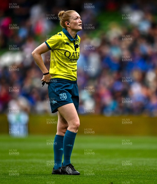 310525 - Leinster v Scarlets - United Rugby Championship Quarter-Final - Referee Hollie Davidson