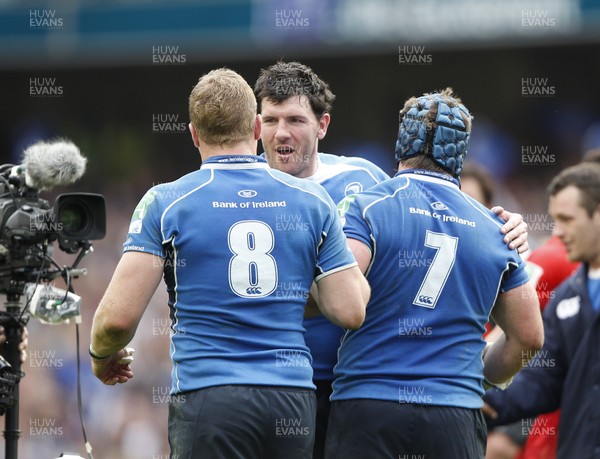 30.04.11 - Leinster v Toulouse - Heineken Cup Semi-Final Man of the match, Leinster's Jamie Heaslip, is congratulated by team mates Shane Horgan and Sean O'Brien 