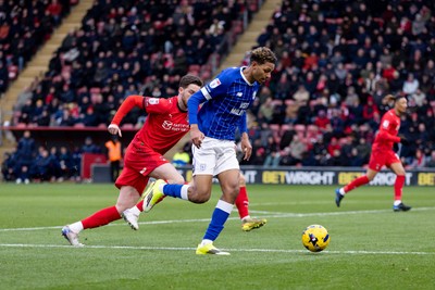 100126 - Leyton Orient v Cardiff City - Sky Bet League 1 - Omari Kellyman of Cardiff City in action