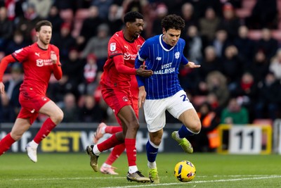 100126 - Leyton Orient v Cardiff City - Sky Bet League 1 - Yousef Salech of Cardiff City is challenged by Tyreeq Bakinson of Leyton Orient
