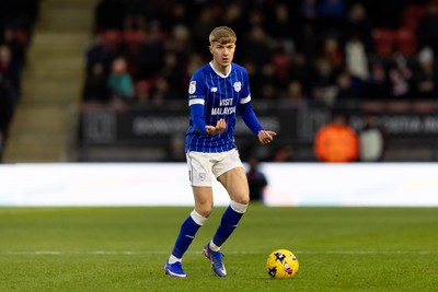 100126 - Leyton Orient v Cardiff City - Sky Bet League 1 - Joel Bagan of Cardiff City gestures