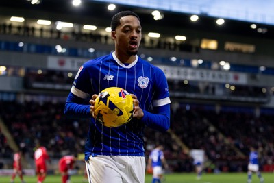 100126 - Leyton Orient v Cardiff City - Sky Bet League 1 - Chris Willock of Cardiff City looks on