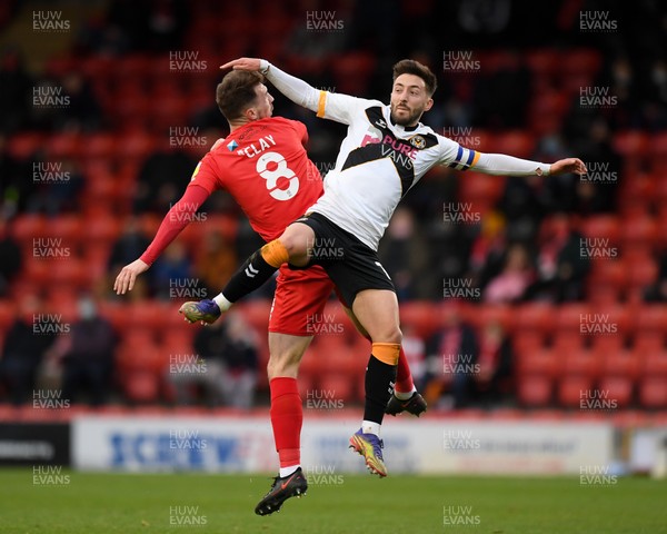 121220 - Leyton Orient v Newport County - Sky Bet League 2 - Josh Sheehan of Newport County battles with Craig Clay of Leyton Orient