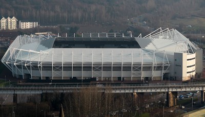 180315 - Picture a General View of the Liberty Stadium, Swansea from the ruins of Morris Castle