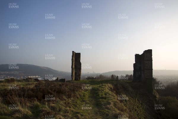 180315 - Picture a General View of the Liberty Stadium, Swansea from the ruins of Morris Castle