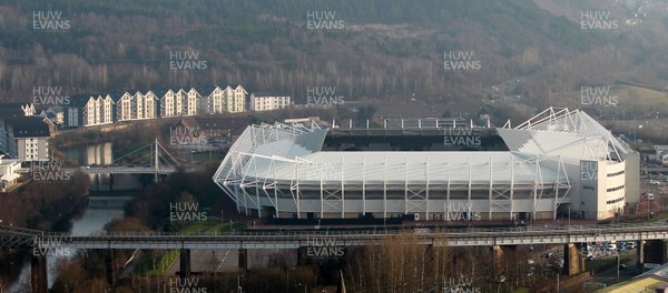 180315 - Picture a General View of the Liberty Stadium, Swansea from the ruins of Morris Castle