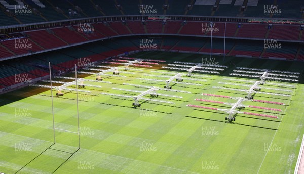 09.08.07.. Millennium Stadium pitch lighting rig 