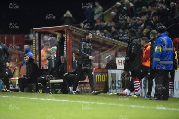 221218 - Lincoln City v Newport County - Sky Bet League 2 - Lincoln City manager Danny Cowley is sent off
