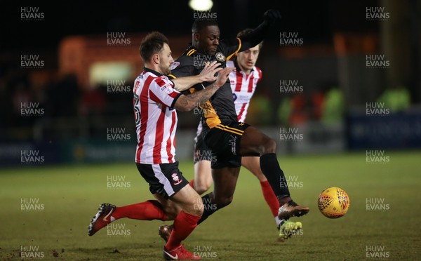 300118 - Lincoln City v Newport County, Sky Bet League 2 - Frank Nouble of Newport County takes on Neal Eardley of Lincoln City