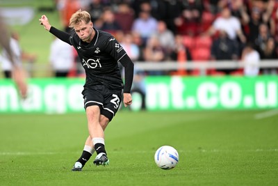 190926 - Lincoln City v Swansea City - Sky Bet Championship - Stephen Welsh of Swansea City