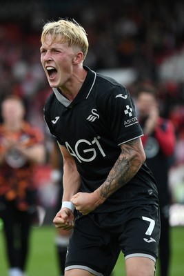 190926 - Lincoln City v Swansea City - Sky Bet Championship - Melker Widell of Swansea City celebrates the win at full time