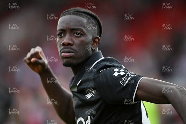 190926 - Lincoln City v Swansea City - Sky Bet Championship - Moussa Yeo of Swansea City celebrates at full time