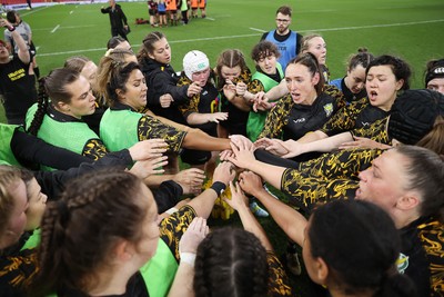 120426 - Llandaff North v Bonymaen - Womens Cup Final - Llandaff North team huddle