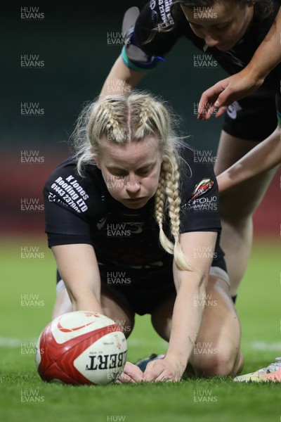 010423 - Llandaff North v Pontyclun Falcons - WRU Women’s National Cup Final - Leanne Burnell of Pontyclun is distraught after knocking on over the Llandaff line