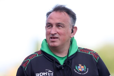 030525 - Llandovery RFC v Pontypool RFC - Super Rygbi Cymru Quarter Final - Llandovery RFC Head Coach Euros Evans