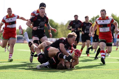 030525 - Llandovery RFC v Pontypool RFC - Super Rygbi Cymru Quarter Final - Harri Doel of Llandovery crashes over the line to score a try