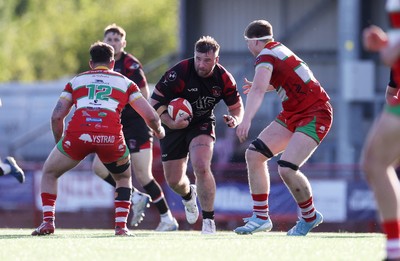 030525 - Llandovery RFC v Pontypool RFC - Super Rygbi Cymru Quarter Final - Morgan Allen of Pontypool 