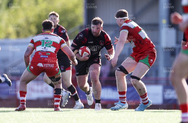 030525 - Llandovery RFC v Pontypool RFC - Super Rygbi Cymru Quarter Final - Morgan Allen of Pontypool 